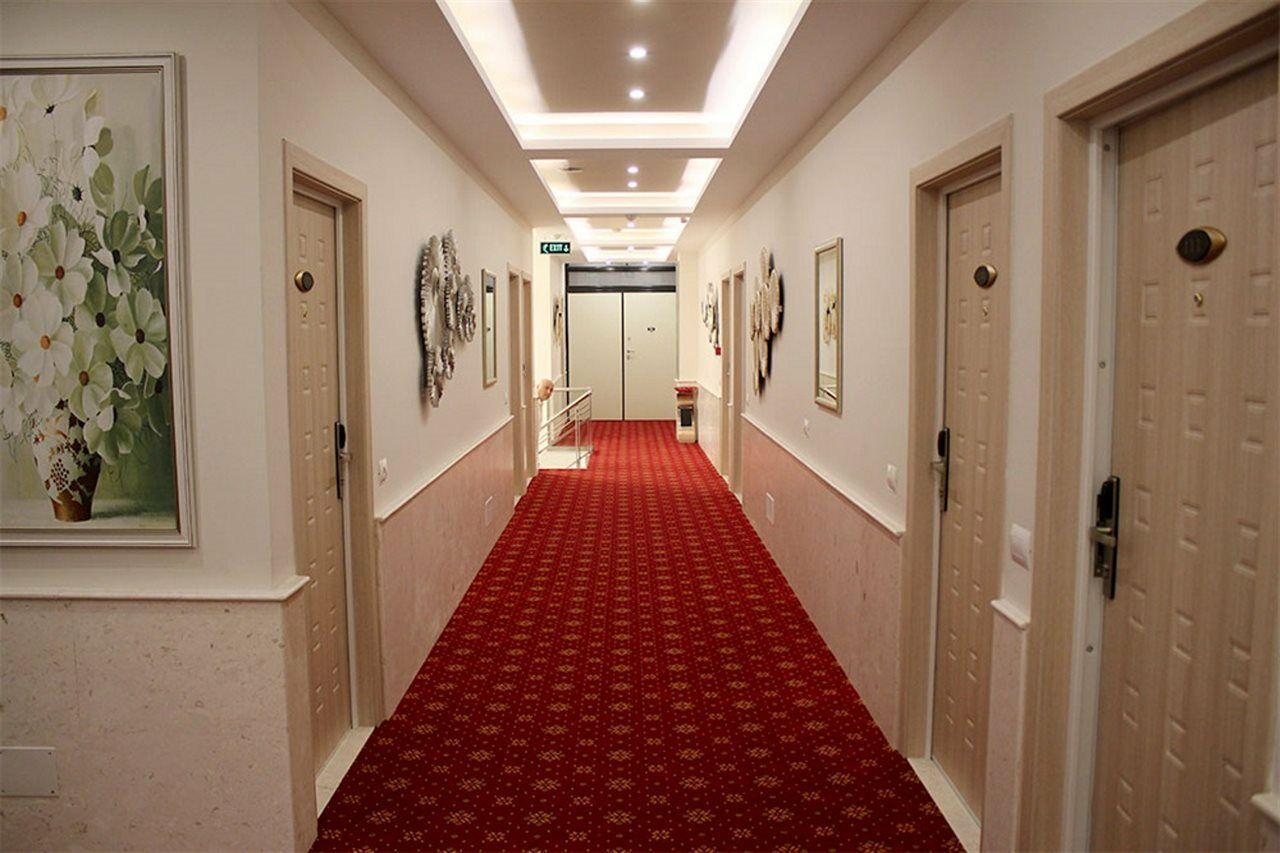 Park Tirana Hotel Yzberishti